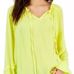 Tahari Women’s top